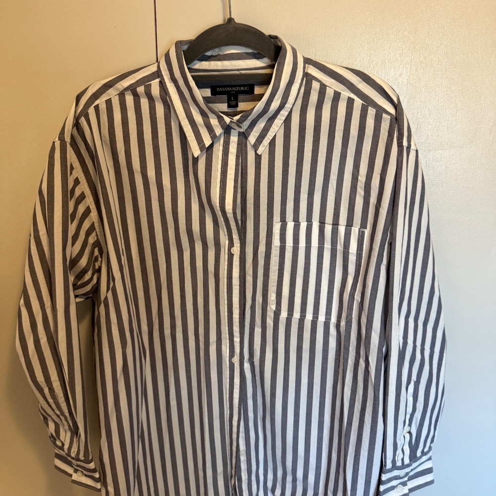 Banana Republic "The Oversized Shirt" Grey Stripe Size L